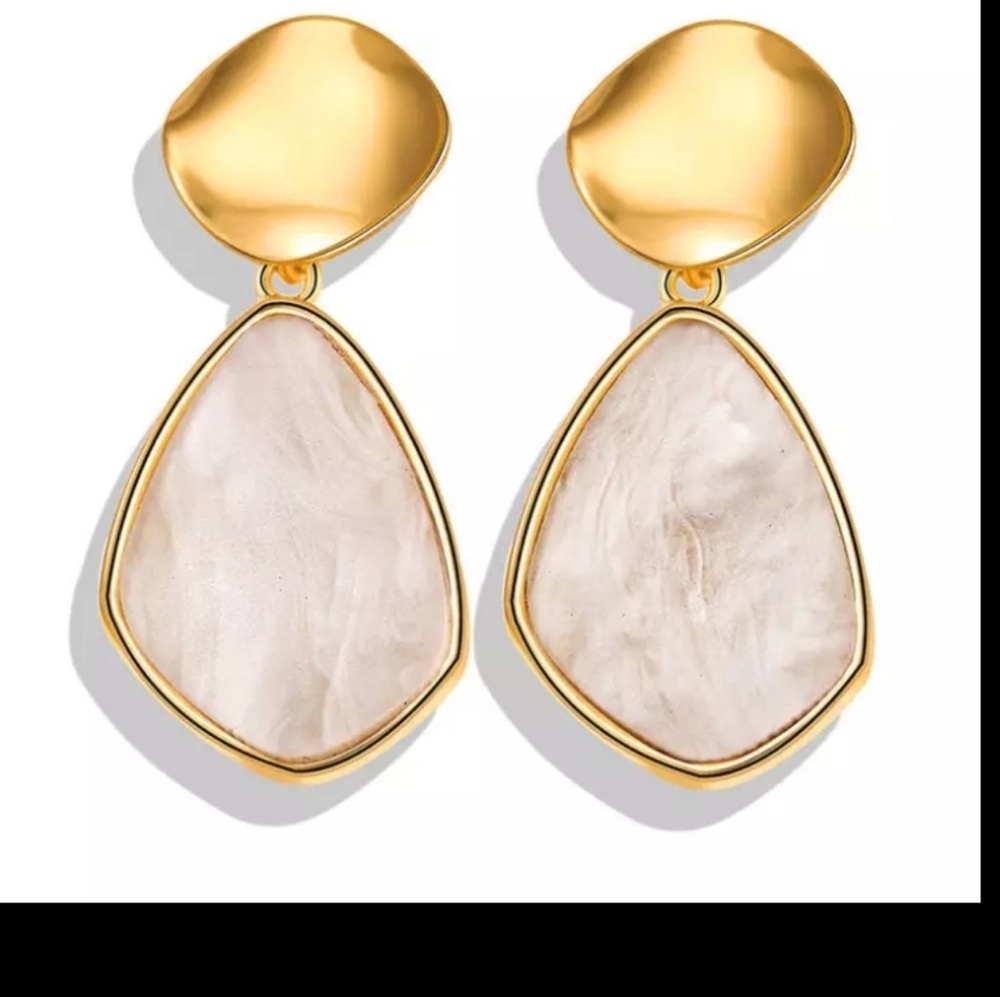 Golden dangle earrings